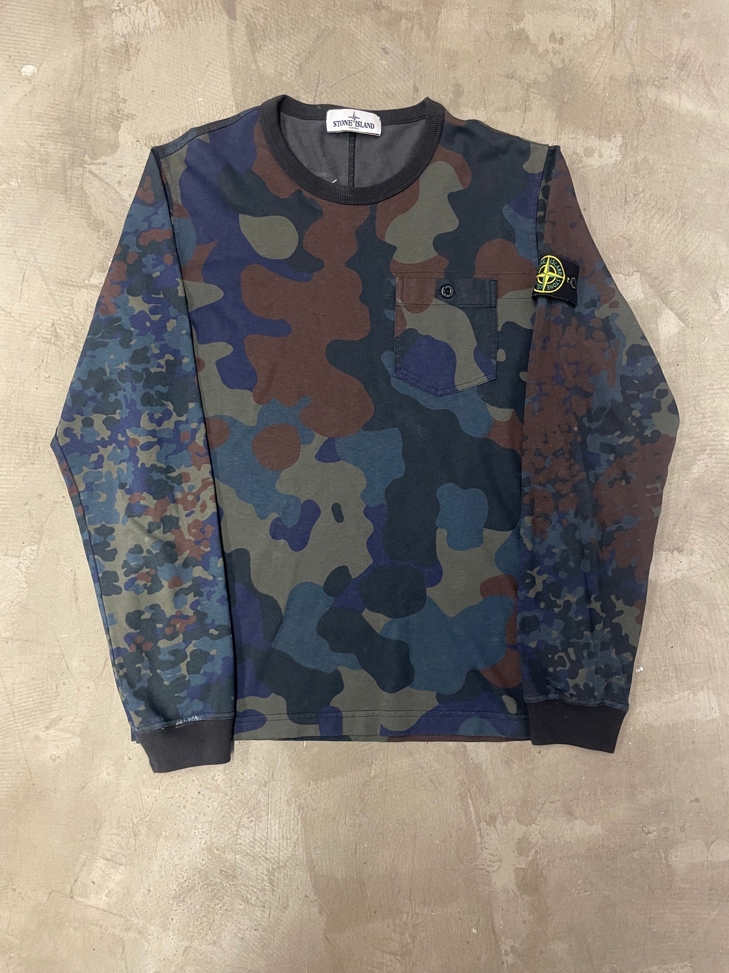 STONE ISLAND CAMO LONGSLEEVE L