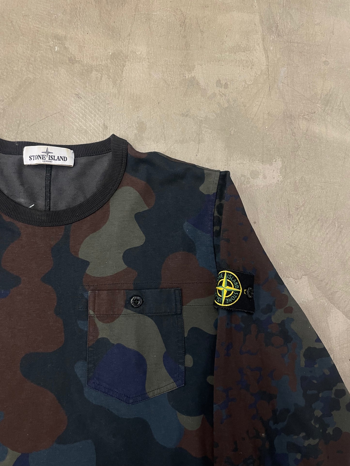 STONE ISLAND CAMO LONGSLEEVE L