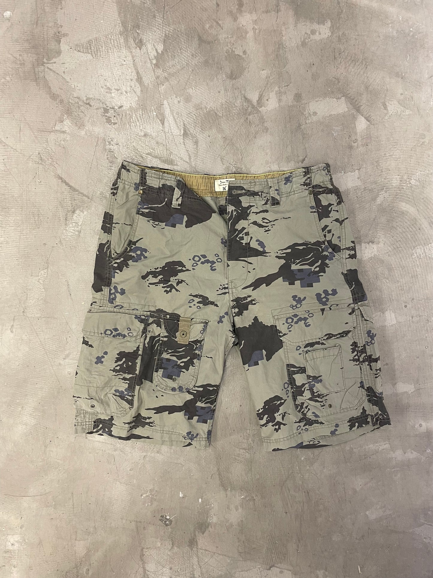DESERT CAMO JORTS L