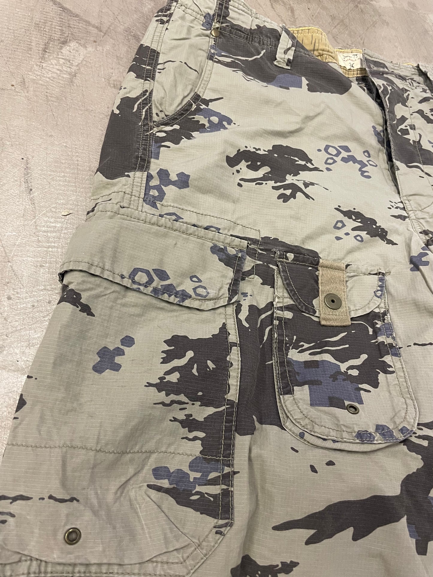 DESERT CAMO JORTS L