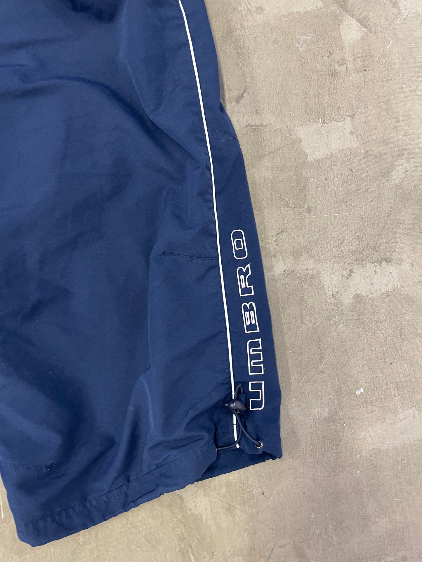 UMBRO TRACKJORTS XL