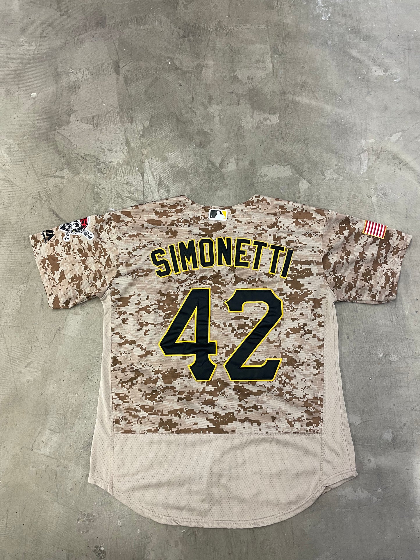 PIRATES CAMO MLB JERSEY