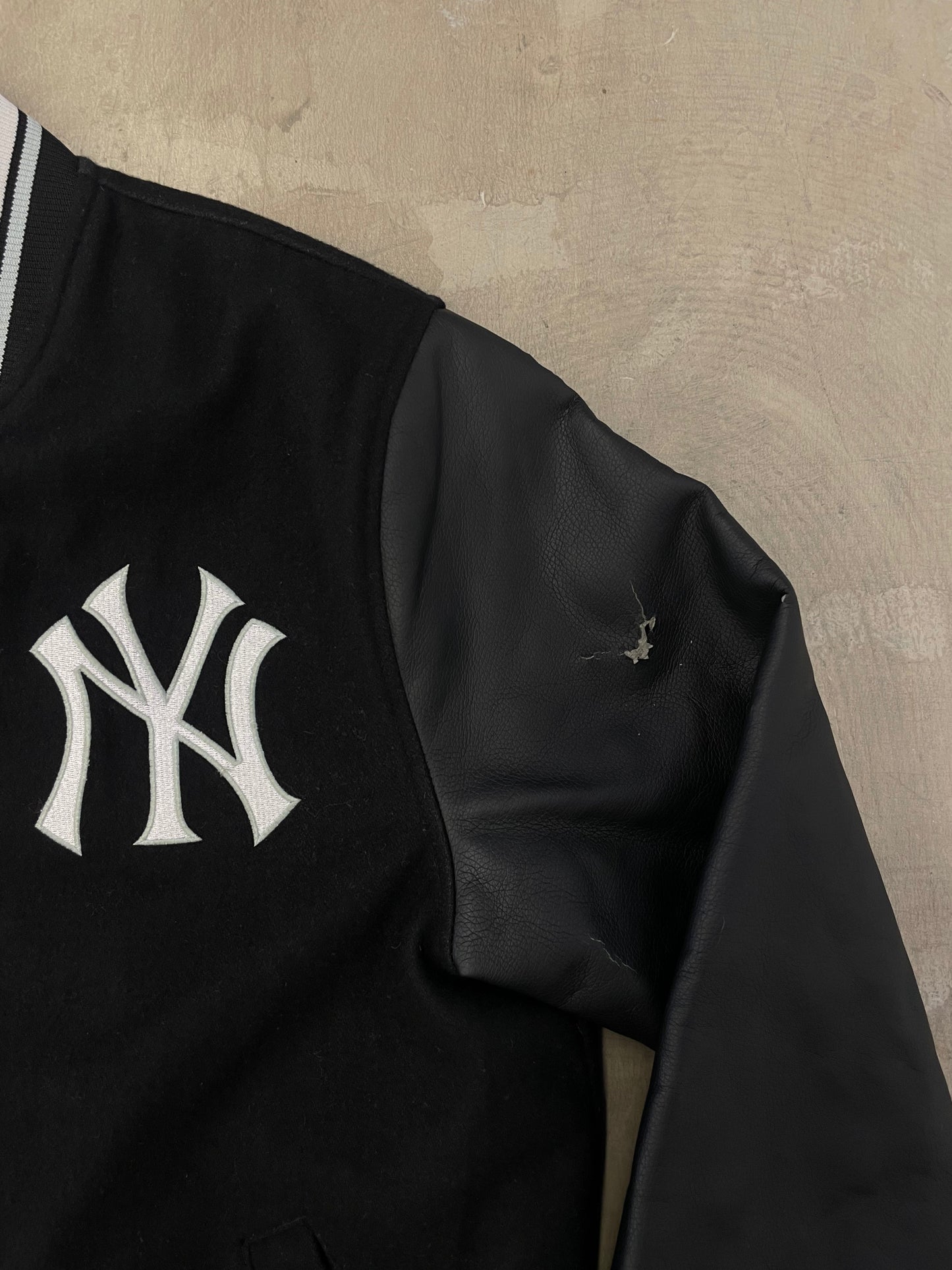 YANKEE VARSITY M
