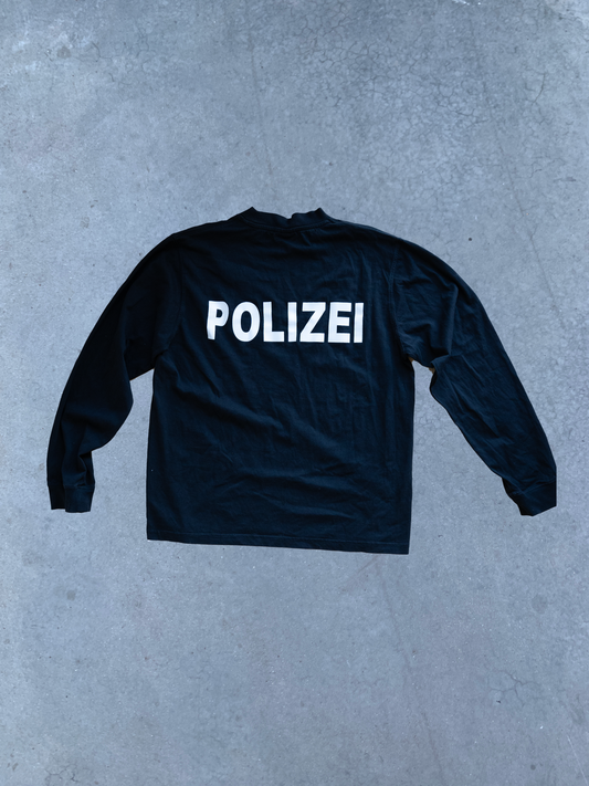 KANYE WEST ''POLIZEI'' LONGSLEEVE SORT XS